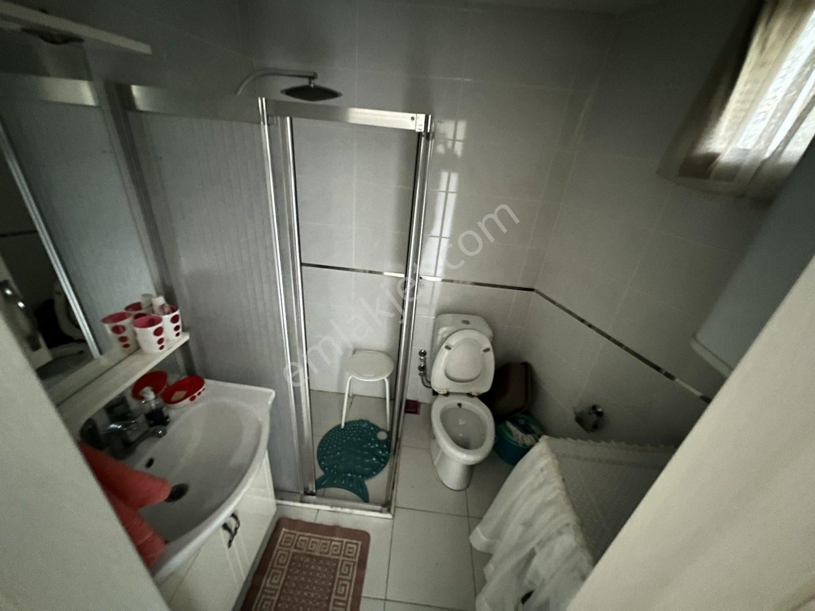 Darıca Yelkenkaya Bölgesinde Site İçinde Havuzlu Eşyalı 2+1 - Görsel 13