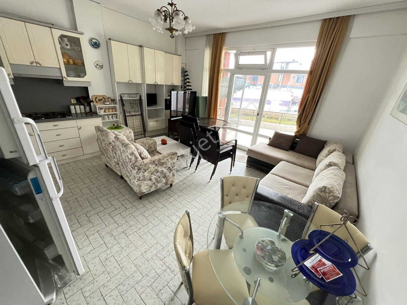 Darıca Yelkenkaya Bölgesinde Site İçinde Havuzlu Eşyalı 2+1 - Görsel 2