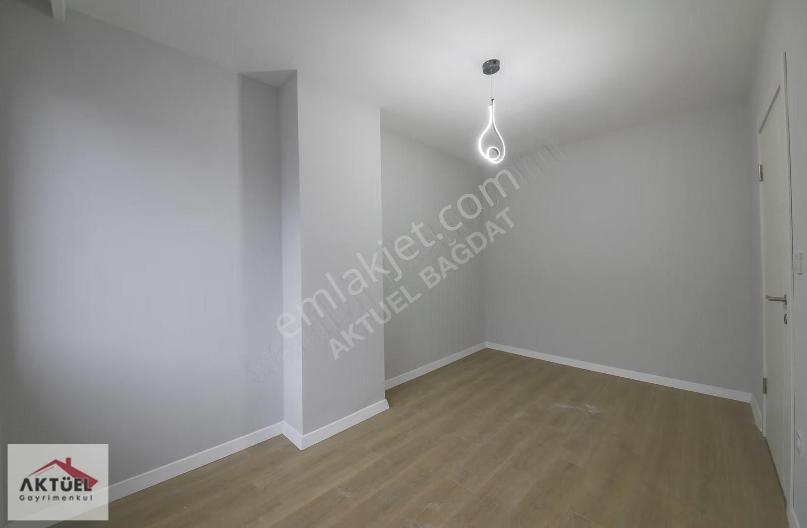 Aydınevler Aktüel'den 7/24 Güvenlikli Sitede Balkonlu - Görsel 23