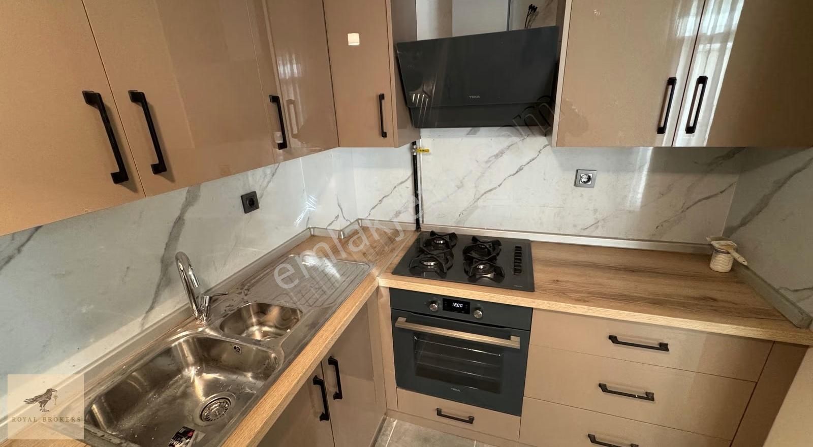 Kiralık, Full Yapılı Ve Yeni Eşyalı, Paris Cd, 1. Kat, Geniş 2+1 - Görsel 17