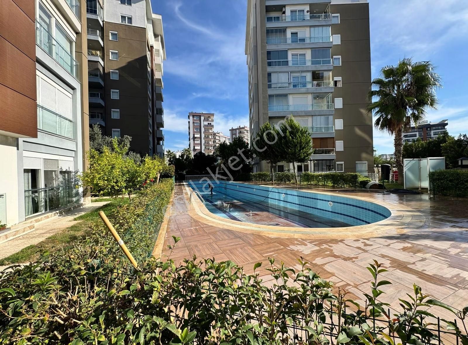 Konyaaltı Molla Yusuf 3+1 Lüks Sitede Kiralık - Görsel 11