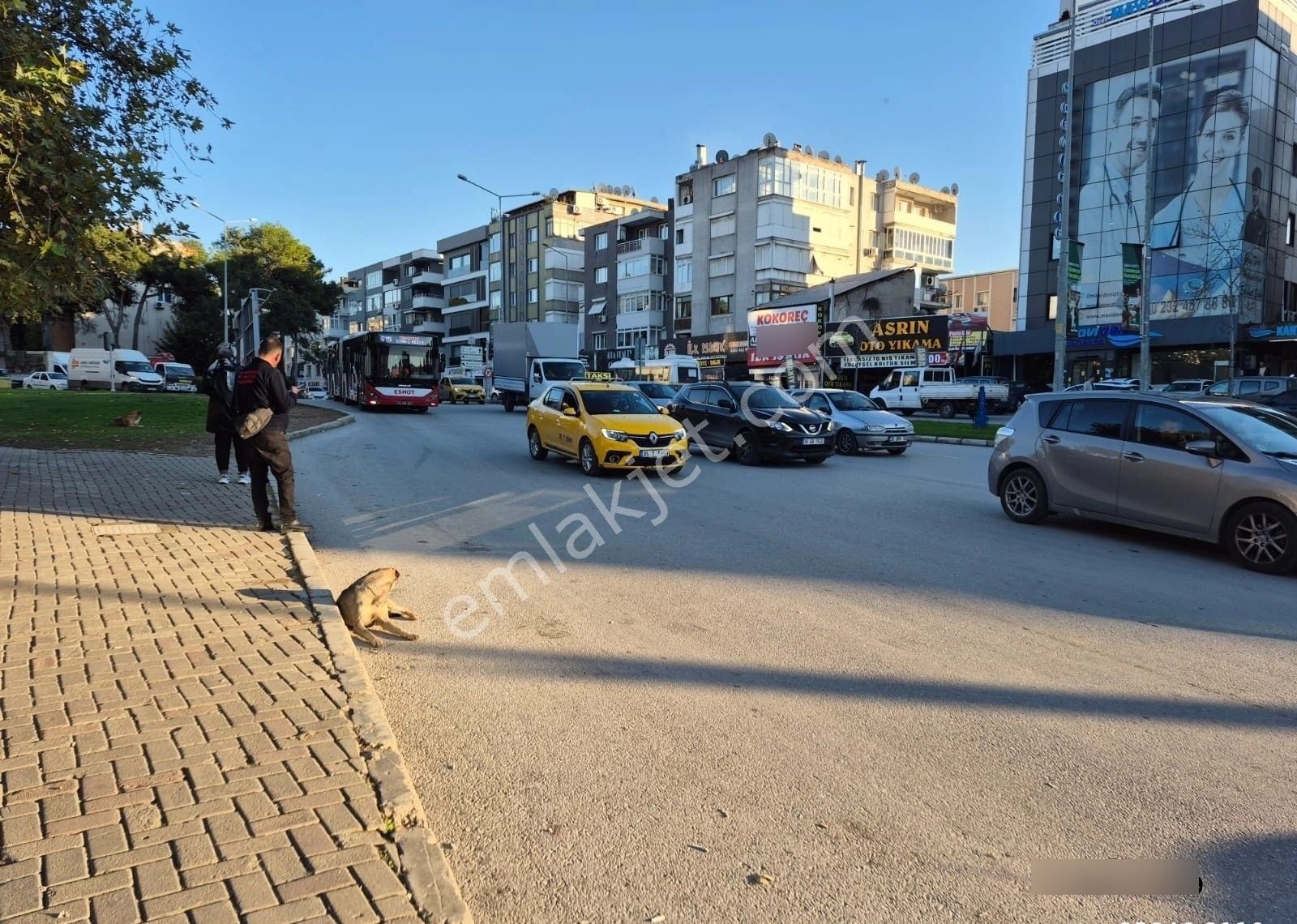 Buca Hürriyet Mahallesinde//nato Karşısı//kemal Sunal Parkyanı/160/3+1/16yıl/önü Açık Ferah Daire - Görsel 7