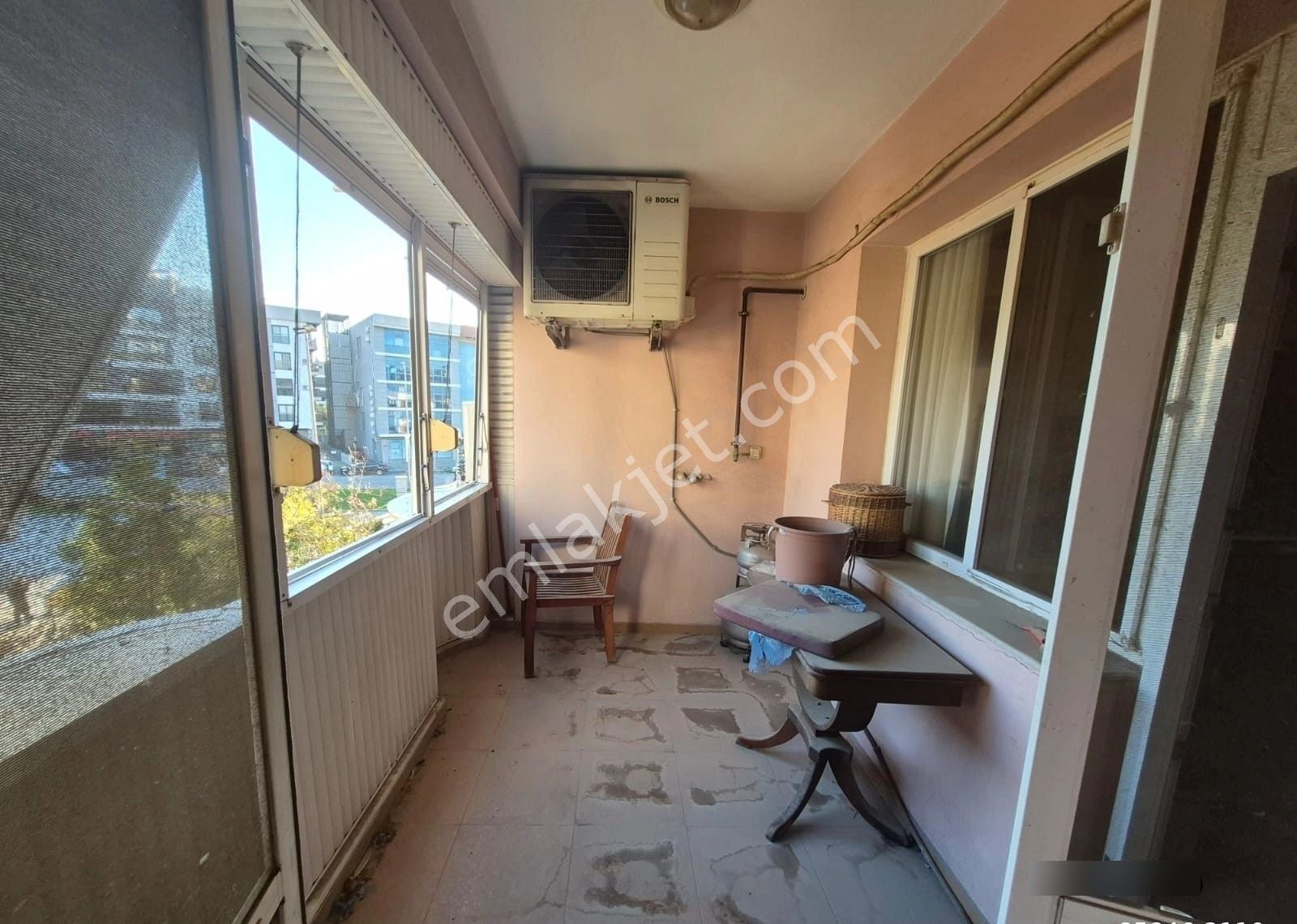 Buca Hürriyet Mahallesinde//nato Karşısı//kemal Sunal Parkyanı/160/3+1/16yıl/önü Açık Ferah Daire - Görsel 14