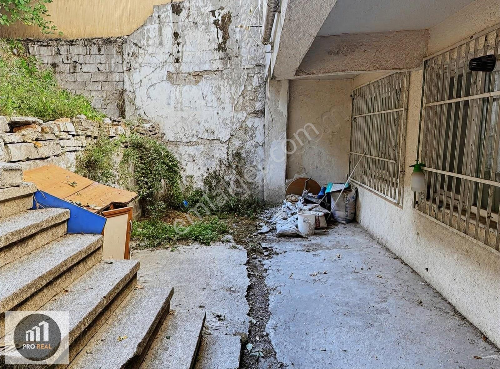 Bezmialem Çapa Metro Tramvay Eşyalı 1+1 Kiralık Bahçe Katı Daire - Görsel 2