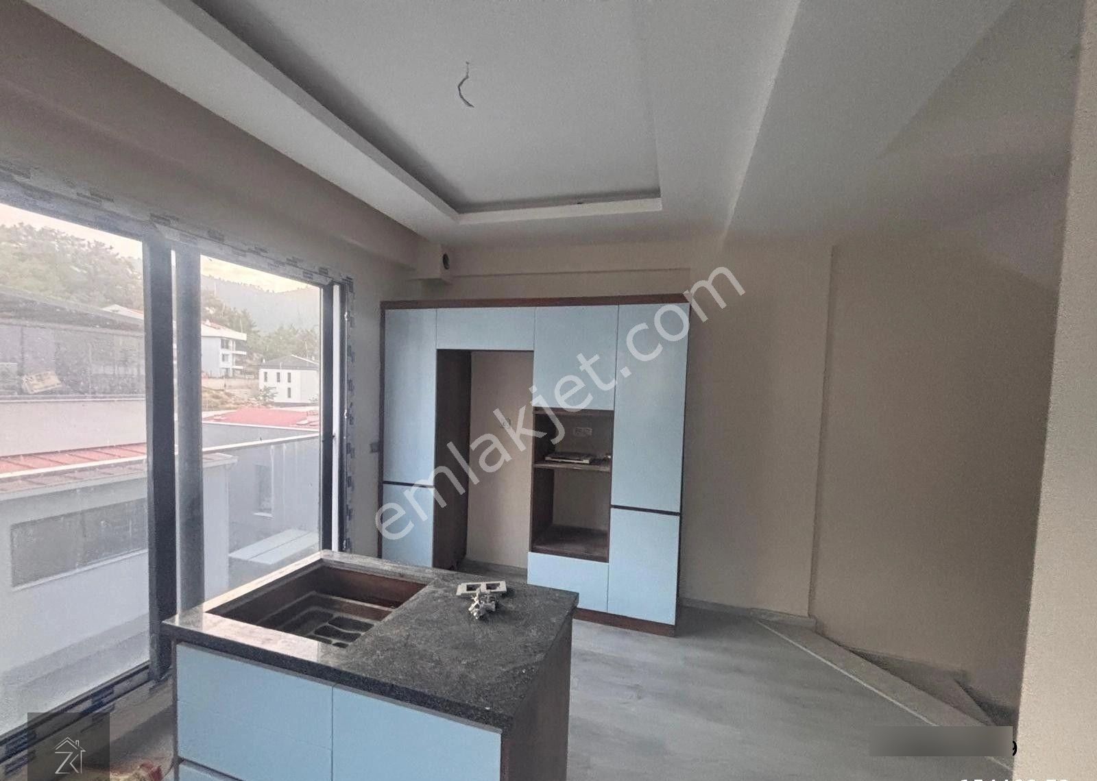 Balçova Çetin Emeç'te Deniz Ve Doğa Manzaralı Sıfır Tripleks Villa - Görsel 2