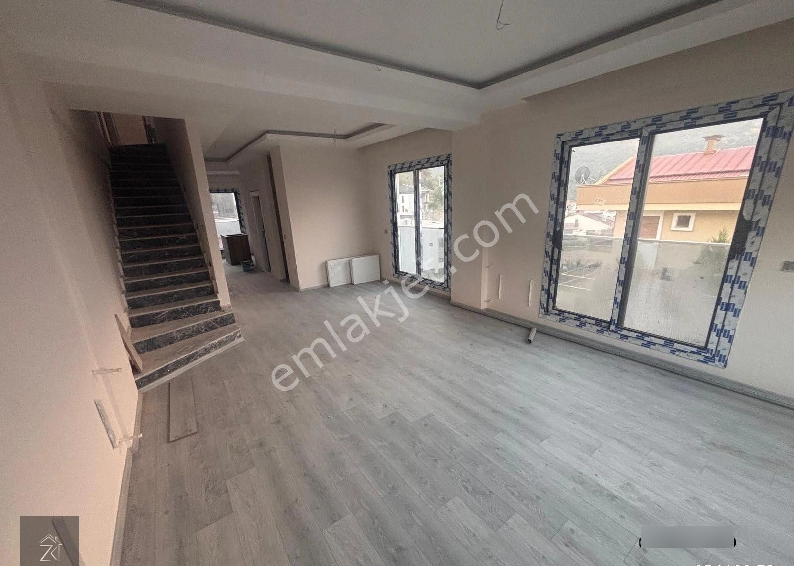 Balçova Çetin Emeç'te Deniz Ve Doğa Manzaralı Sıfır Tripleks Villa - Görsel 29