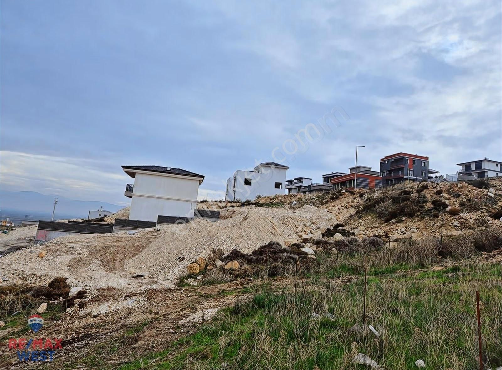 Menemen Villakent İmarlı 589 Metkare Satılık Villa Arsası - Görsel 8