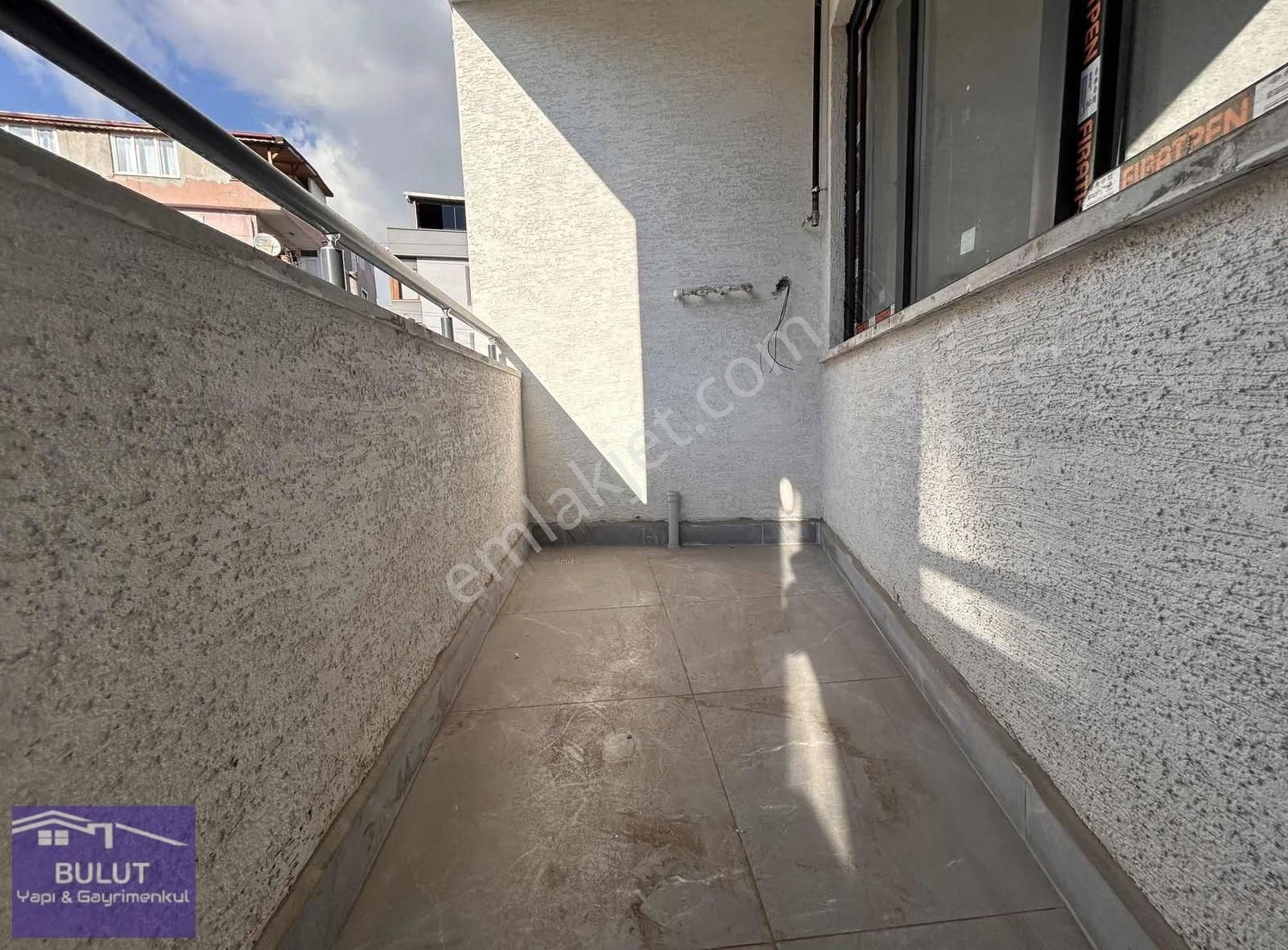 Fatih Sultan Mehmet Cad Yakını 2+1 Ara Kat - Görsel 5