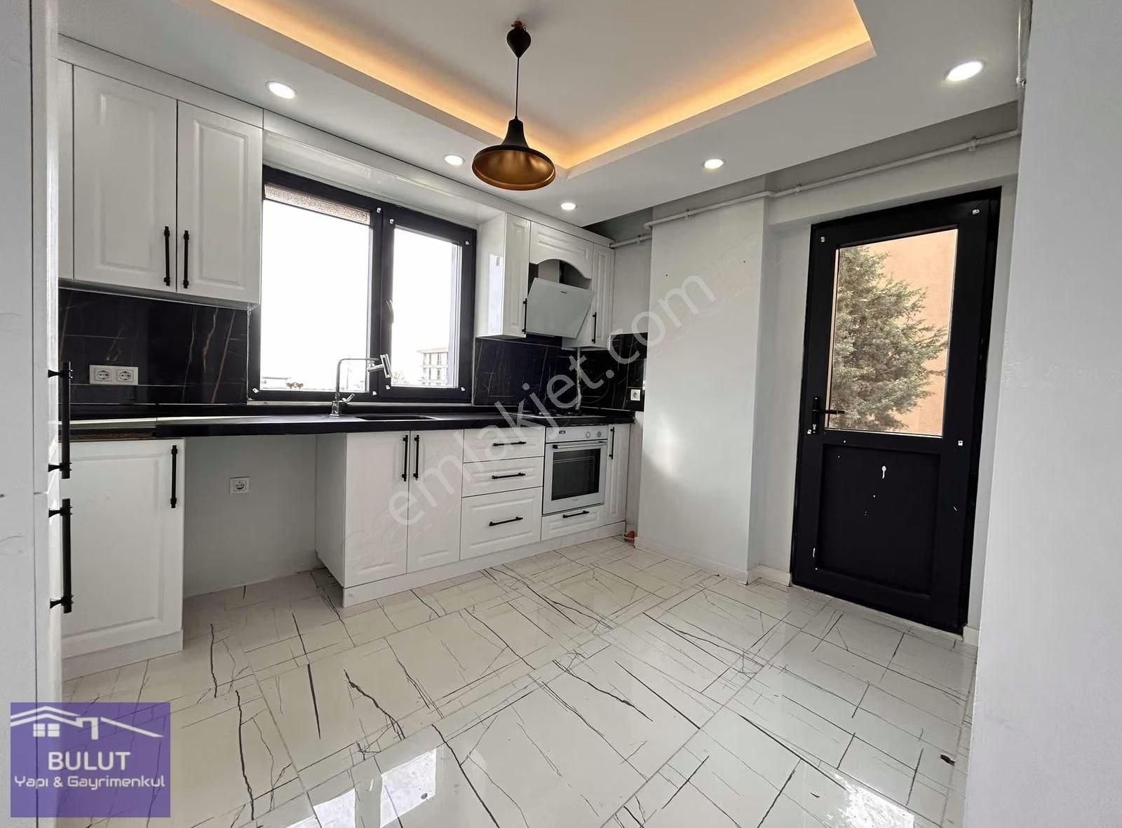 Fevziçakmak Mah. Dr Zeki Acar Cad. Üzeri 3+1 110m2 Lüks Ara Kat