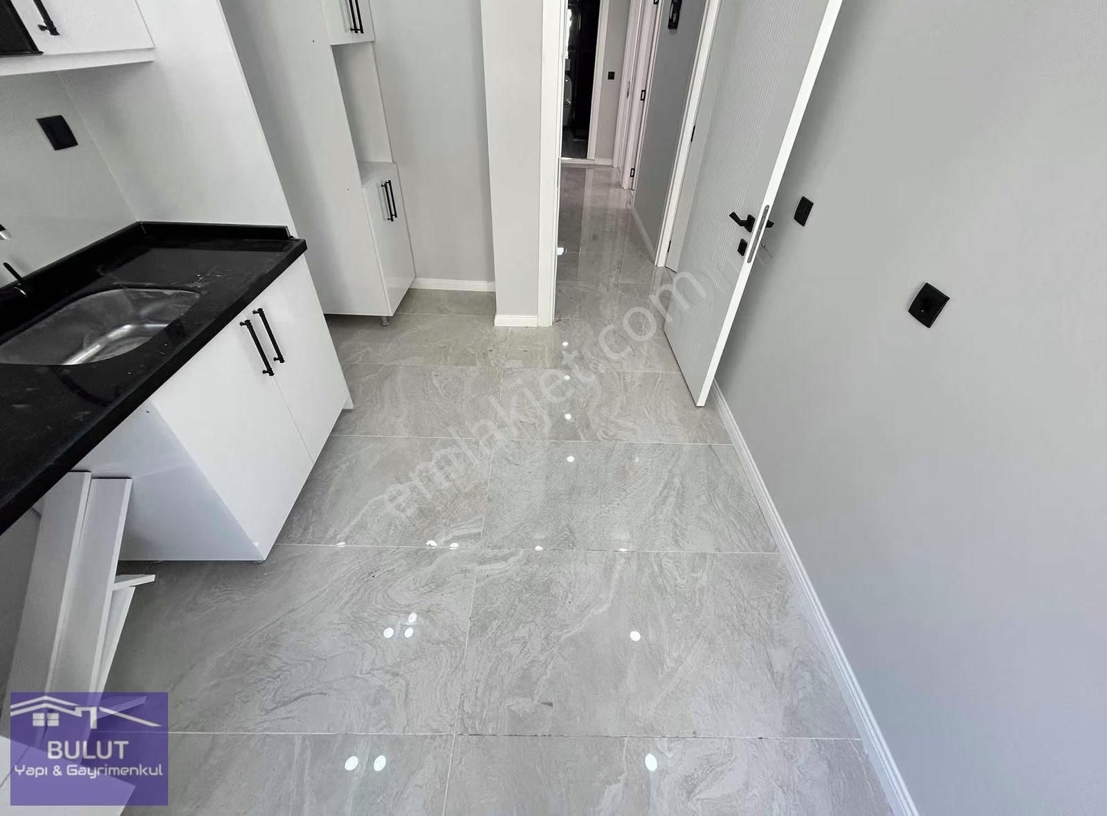 Bağlarbaşı Mah. İstasyon Cad. Yanı *asansörlü 2+1 80m2 Ara Kat - Görsel 5