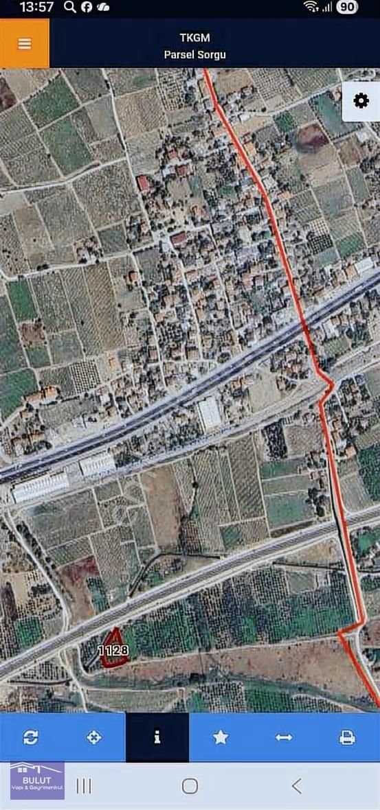 Pamukova Bacı Köy 1.850m2 Yolu Suyu Mevcut Ayva Bahçesi... - Görsel 4