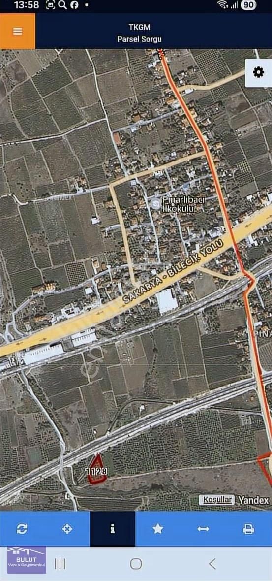 Pamukova Bacı Köy 1.850m2 Yolu Suyu Mevcut Ayva Bahçesi...