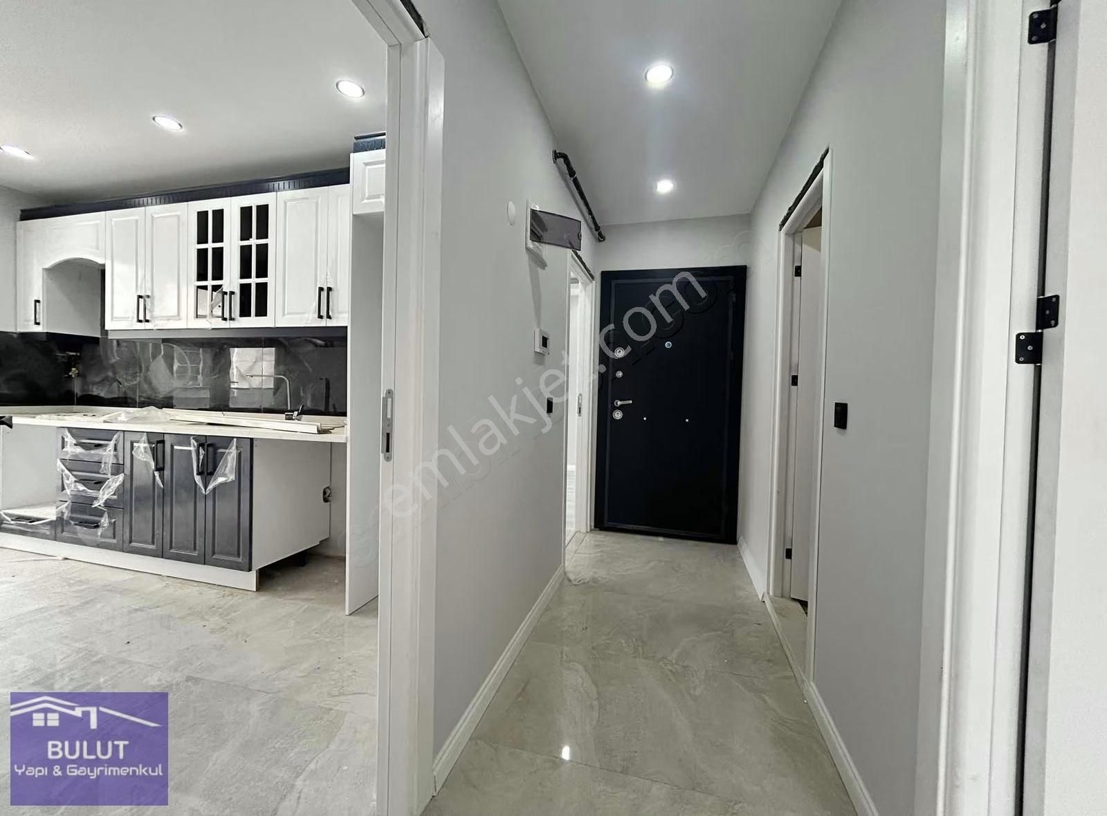 Darıca Sahilde Sıfır *asansörlü 2+1 100m2 Ara Kat Daire