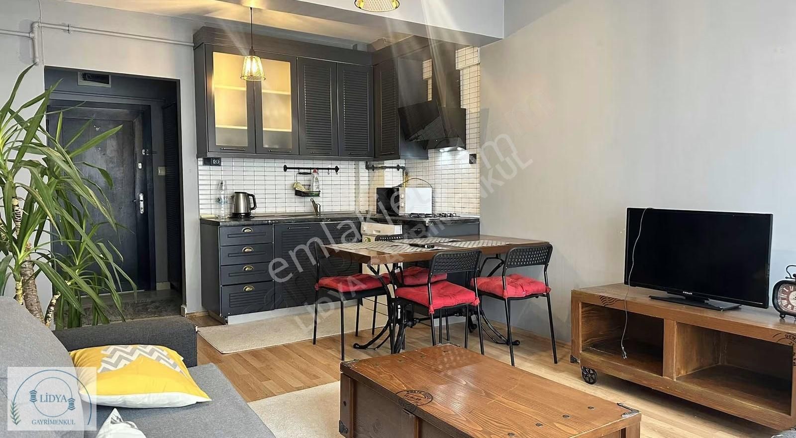 İnönü Mh. Öğrenci Sitesinde Eşyalı Ara Kat 7/24 Güvenlik 2+1