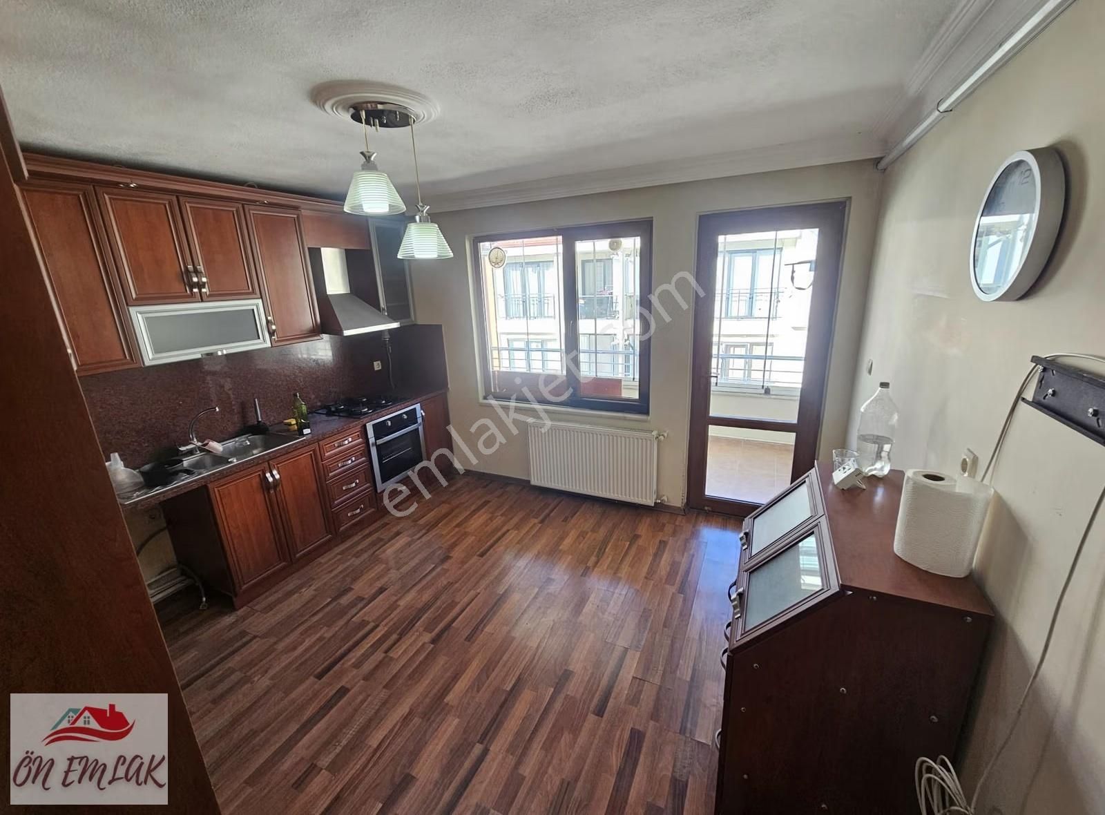 Ön Emlak'tan Burhaniye Merkezde Kiralık Geniş 4+1 Daire! - Görsel 14