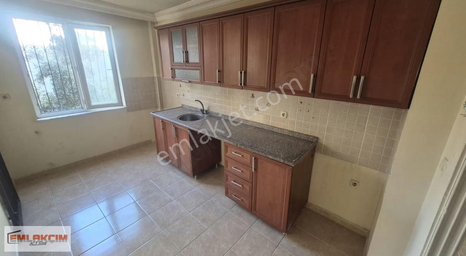 Onay Hamamı Arkası Kiralık 2+1 Geniş Daire - Görsel 4