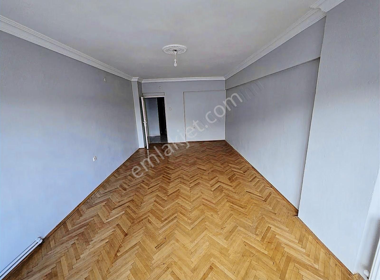 Ayyıldız Projesine Yakın Katta Çift Balkonlu 3+1 Satılık Daire - Görsel 16