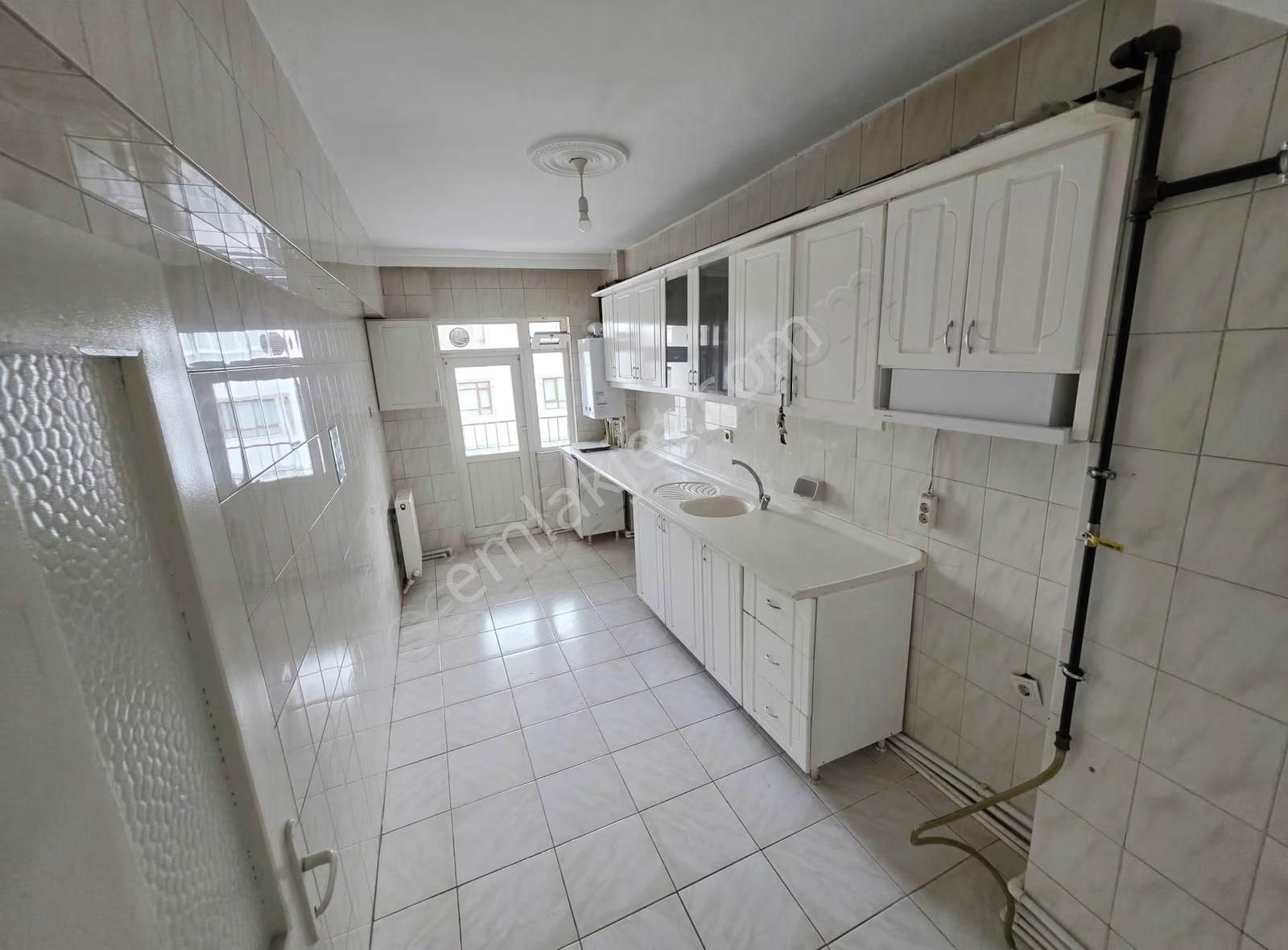 Ayyıldız Projesine Yakın Katta Çift Balkonlu 3+1 Satılık Daire - Görsel 15