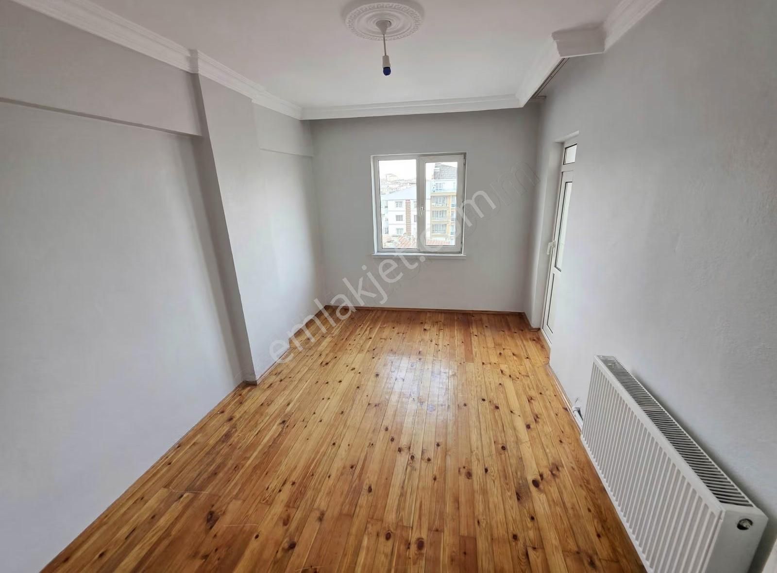 Ayyıldız Projesine Yakın Katta Çift Balkonlu 3+1 Satılık Daire - Görsel 7