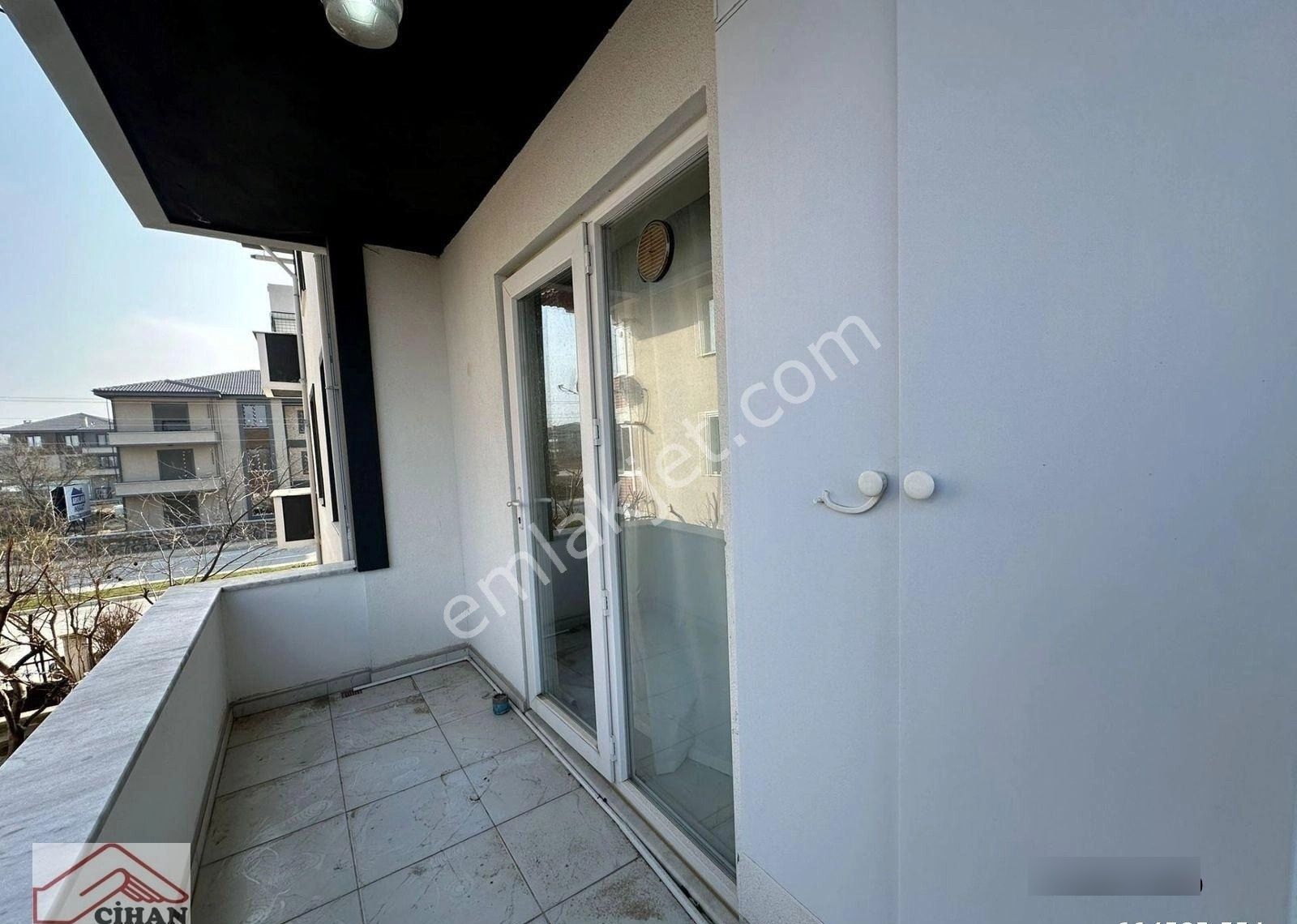 Havuzlu Eşyalı 2+1 Daire - Görsel 13