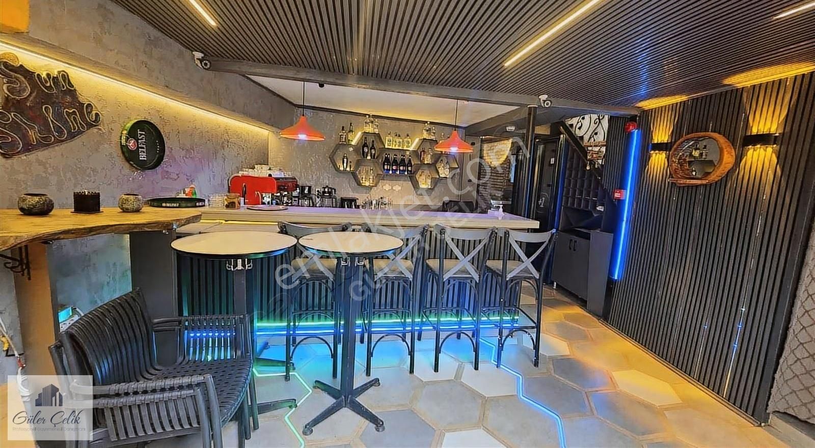 Sığacık Kaleiçinde Devren Kiralık Restoran Ve Butik Otel