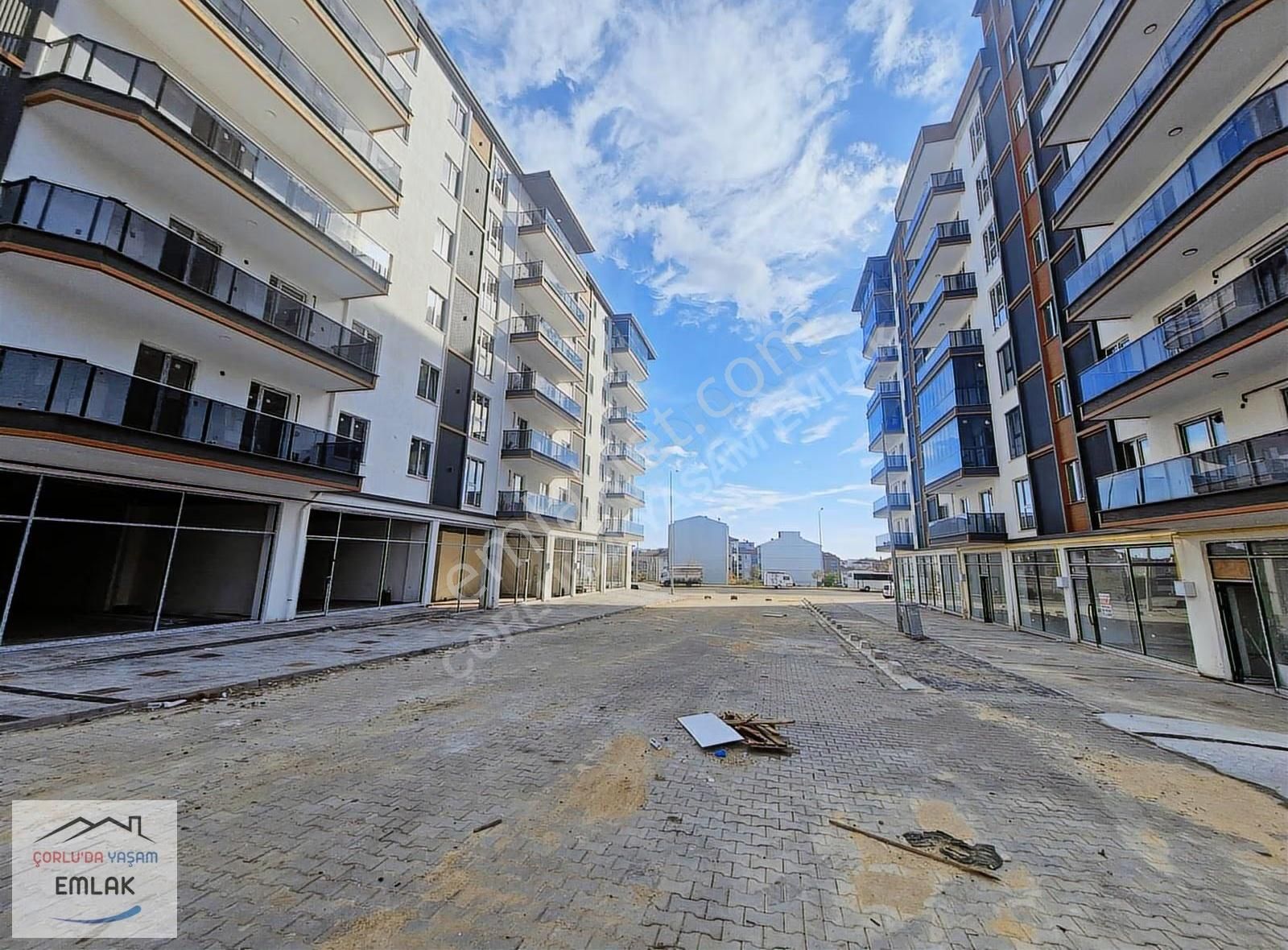 Şeyhsinan'da Laçin New Çorlu Park Projesinde Satılık Dükkan - Görsel 11