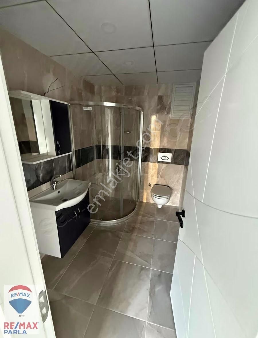 Gelişen Ve Değer Kazanan Lokasyon Fırsat Daire - Görsel 17