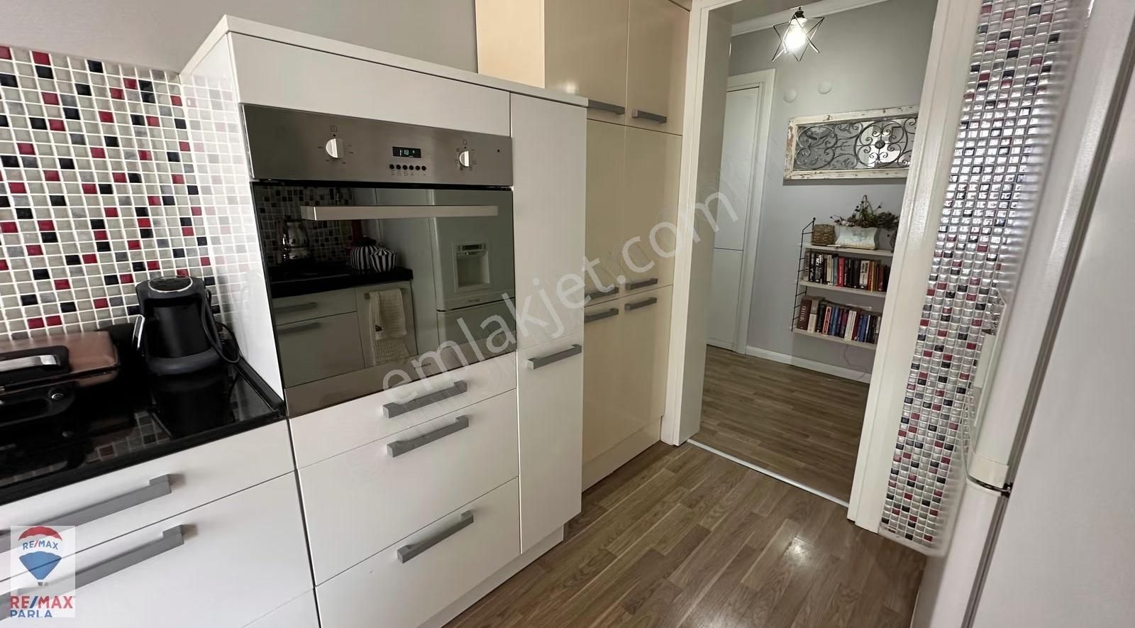 Sahile Ve Ulaşıma Çok Yakın Panoramik Manzaralı 3+1 Daire! - Görsel 24