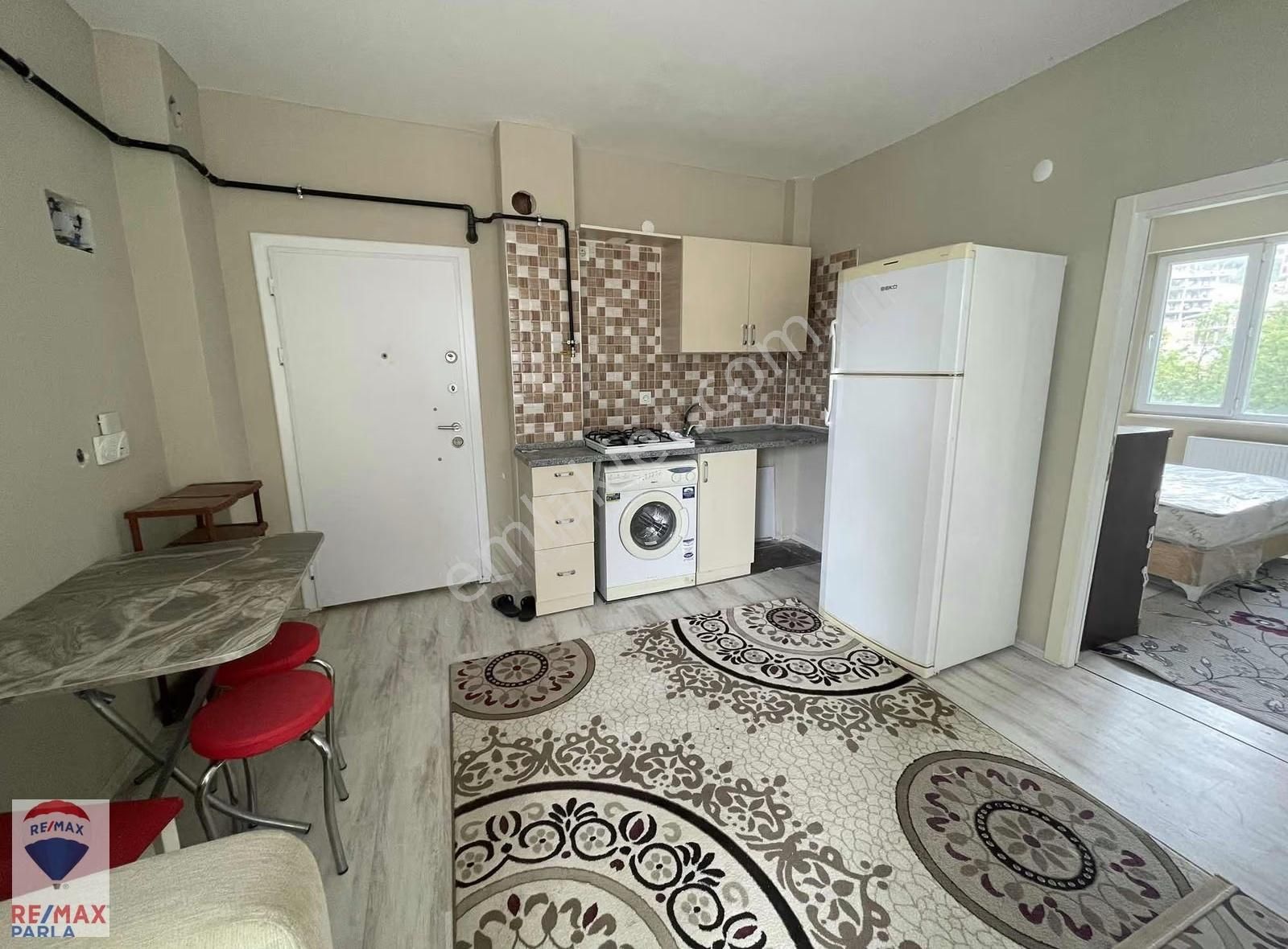 Körfez Tramvaya 250 Metre Mesafede | Yüksek Kredili | Eşyalı 1+1 - Görsel 6