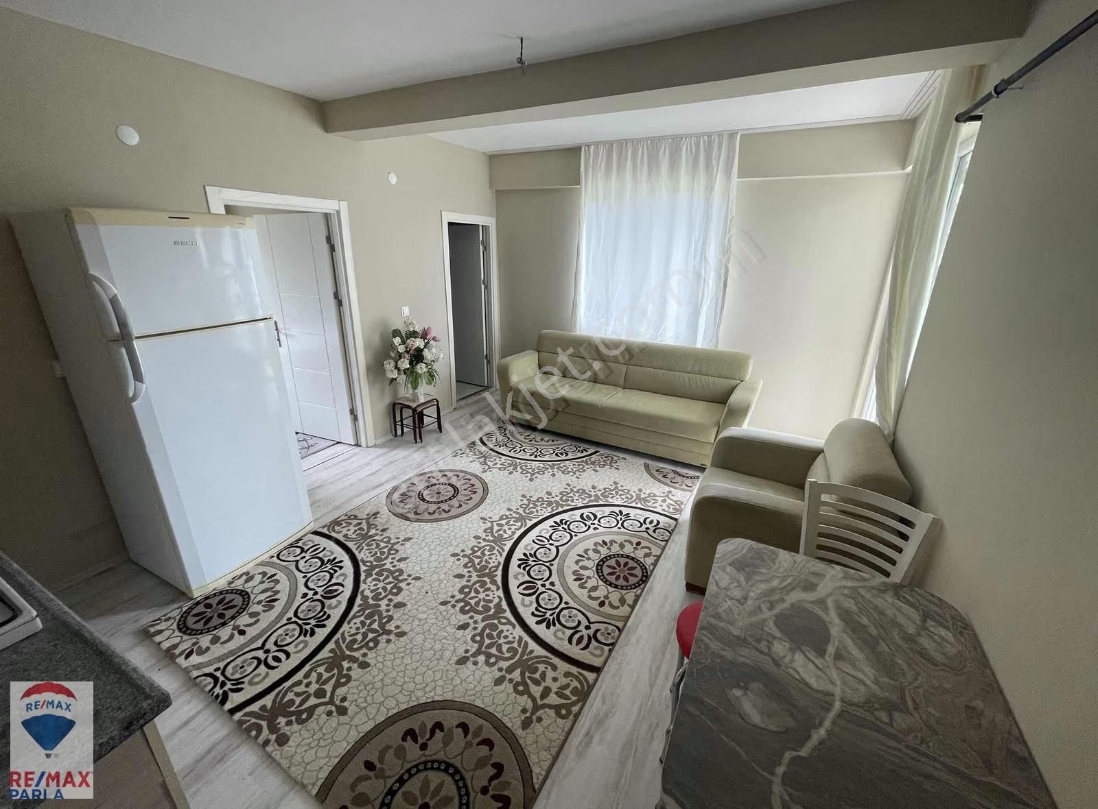 Körfez Tramvaya 250 Metre Mesafede | Yüksek Kredili | Eşyalı 1+1 - Görsel 9