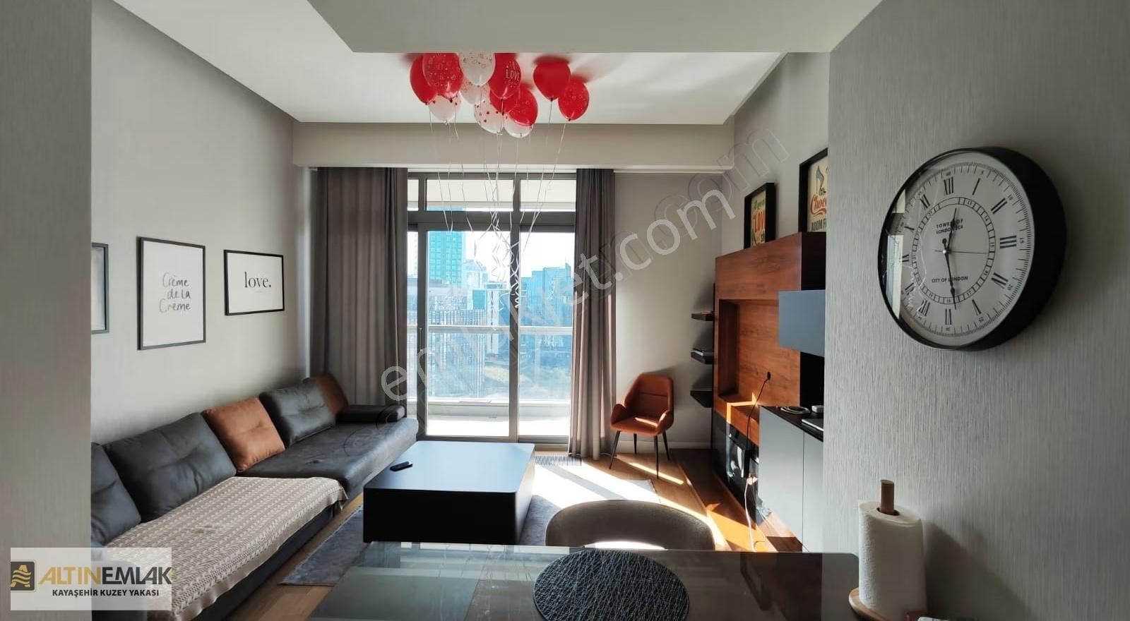 42 Maslak'ta Büyük Tip Satılık Boş 1+1 Daire/for Sale