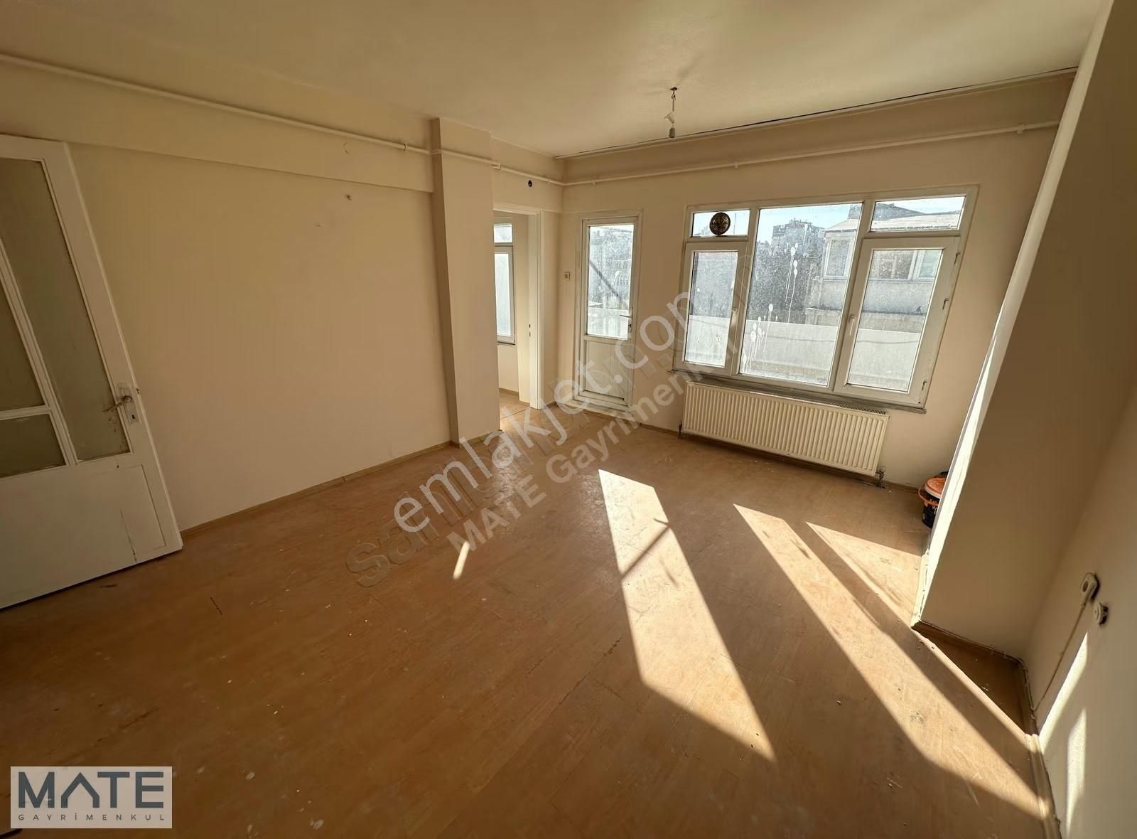 Çarşı Merkezde Doğalgaz Kombili 2+1 Satılık Daire - Görsel 35
