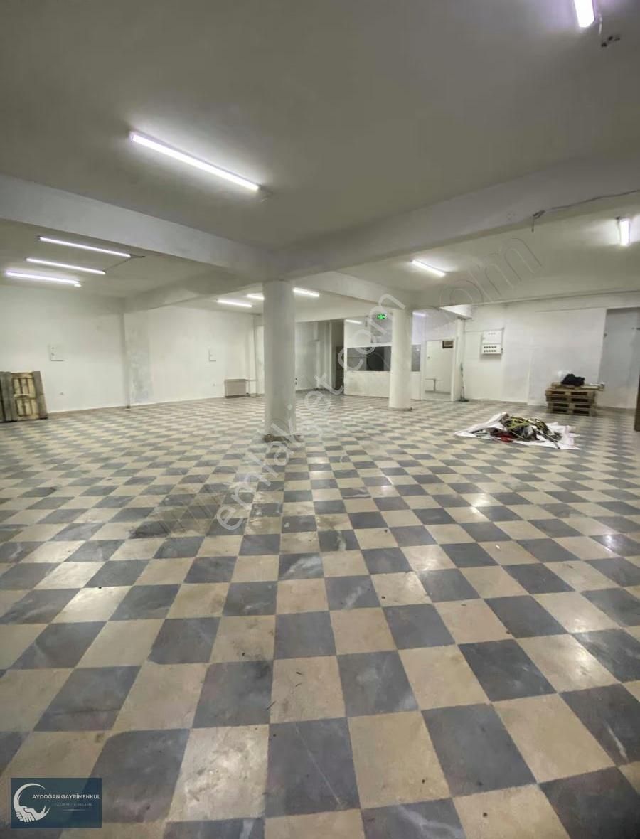 Sanayide Dericilerin İçinde 170 M2 Kiralık Mağaza - Görsel 6