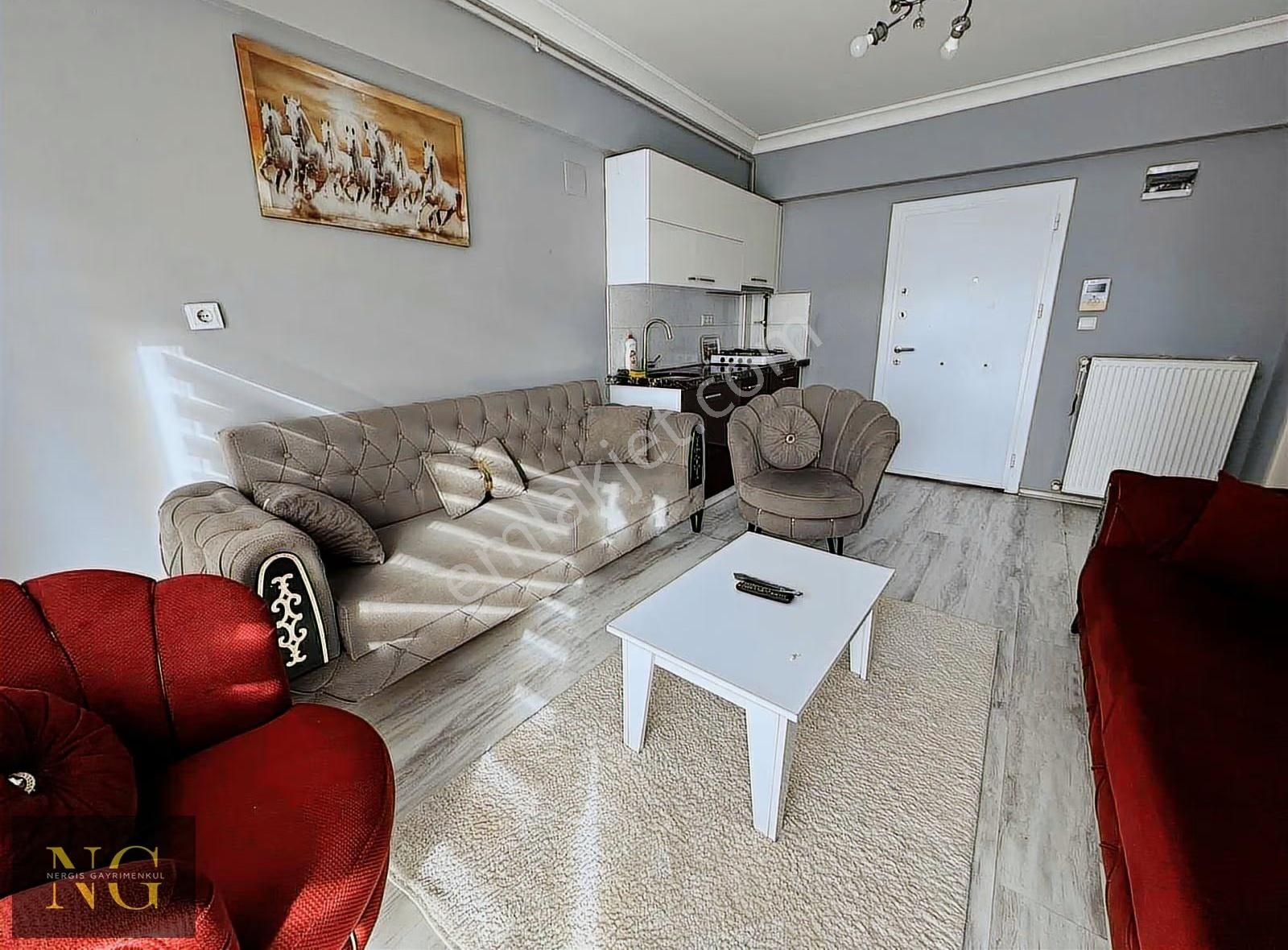 Nergisden Kiralık Site İçi Otoparklı Klimalı 1+1 Daire - Görsel 15