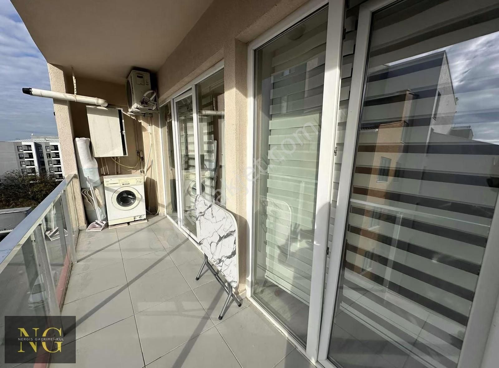 Nergisden Kiralık Site İçi Otoparklı Klimalı 1+1 Daire - Görsel 9