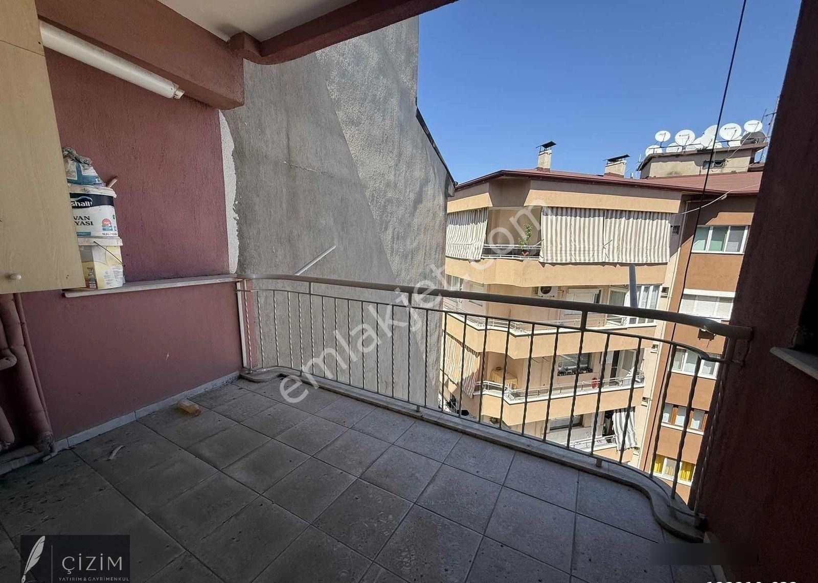 Çizim Gayrimenkulden Ulus Caddesinde 3+1 210 M2 Satılık Daire - Görsel 4