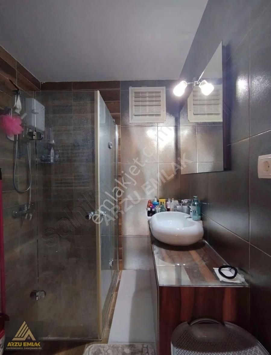 Üniversite Caddesinde Eşyalı Site İçinde Satılık 2+1 Daire - Görsel 9