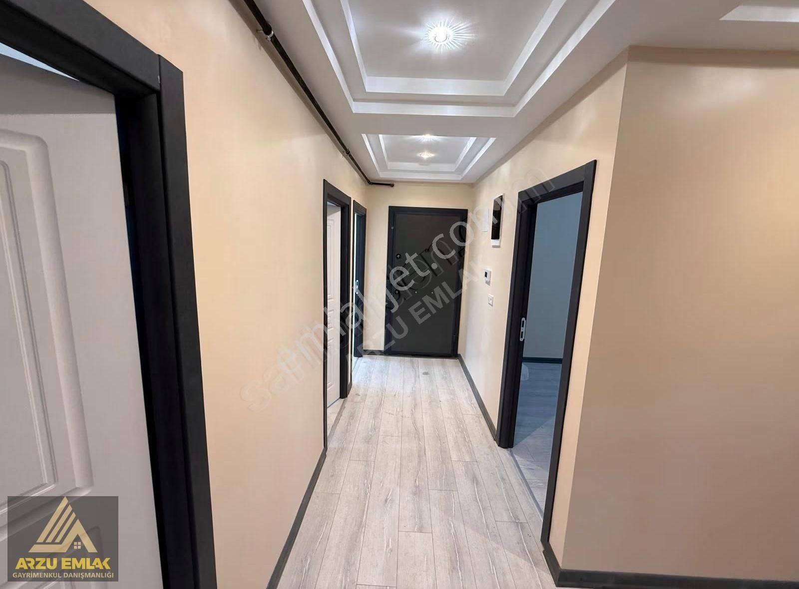 Arzu Emlaktan Esentepe Mah Satılık Sıfır Ebeveynbanyolu 3+1daire - Görsel 18