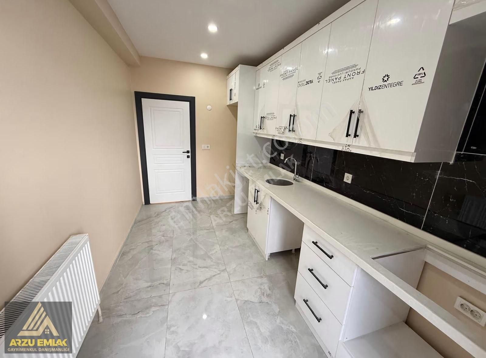 Arzu Emlaktan Esentepe Mah Satılık Sıfır Ebeveynbanyolu 3+1daire - Görsel 9
