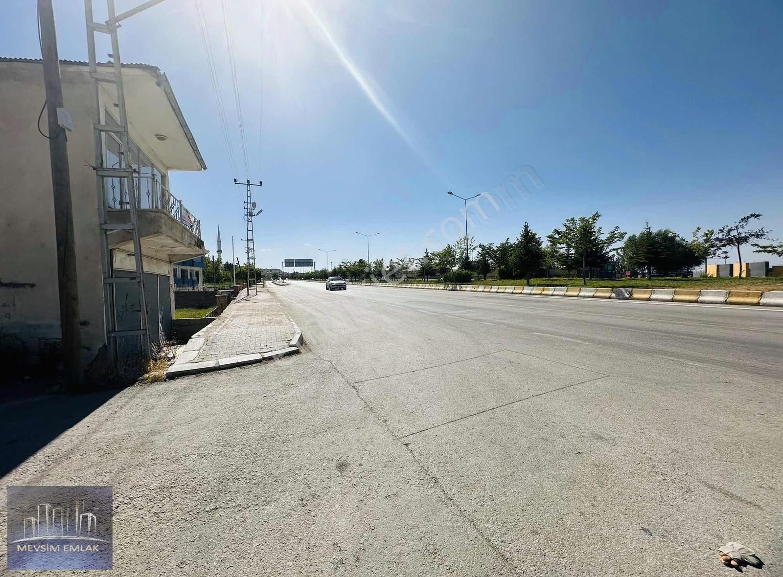 Edremit Sahile Ve Caddeye Sıfır Satılık 1009 M2 Ticari Arsa - Görsel 5