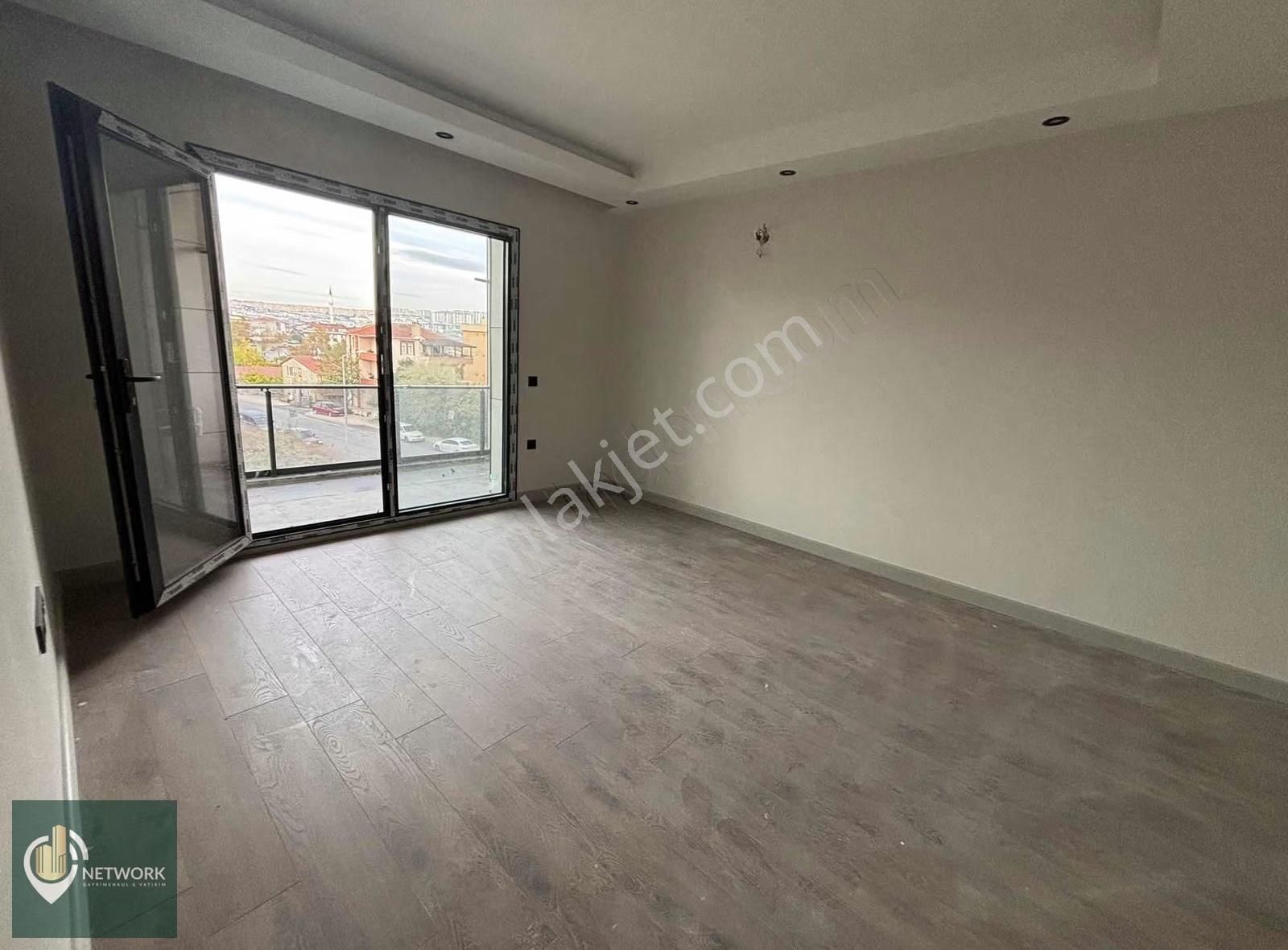 Acil Satılık Beylikdüzü Kavaklı'da 3+1 Ultra Lux Dubleks Daire - Görsel 2