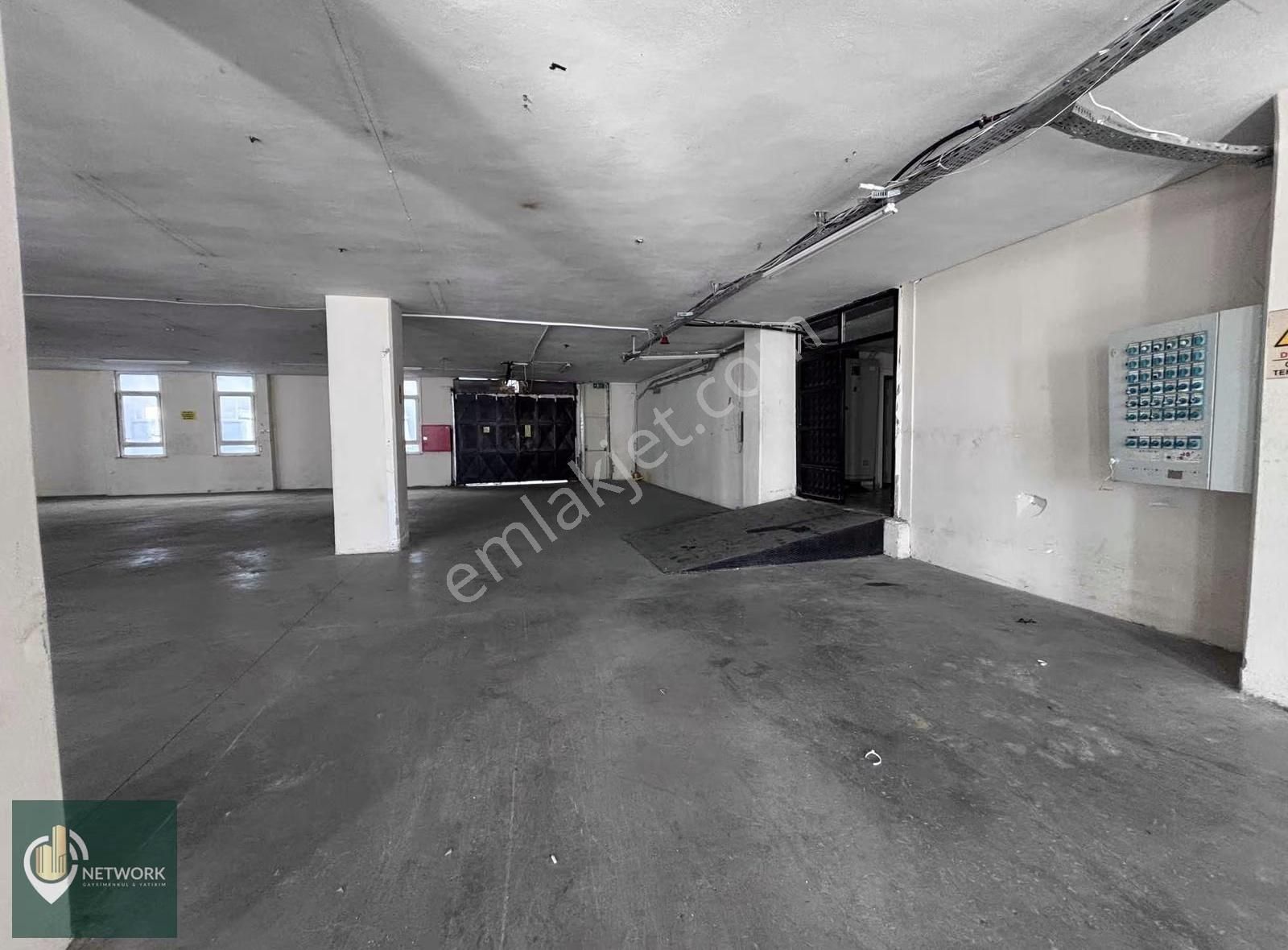 Avcılar Firuzköy'de 1.400 M2 Ana Cadde Üzerinde Kiralık İş Yeri - Görsel 8