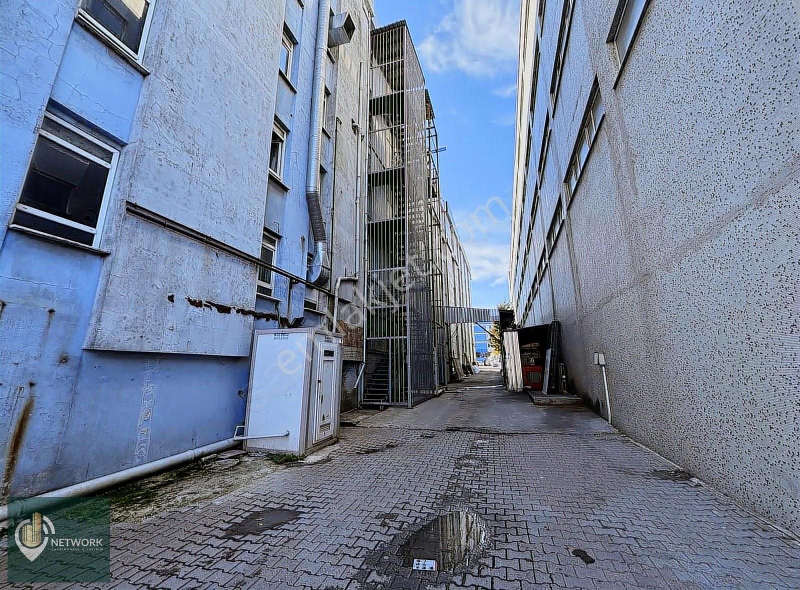 Avcılar Firuzköy'de 1.400 M2 Ana Cadde Üzerinde Kiralık İş Yeri - Görsel 22