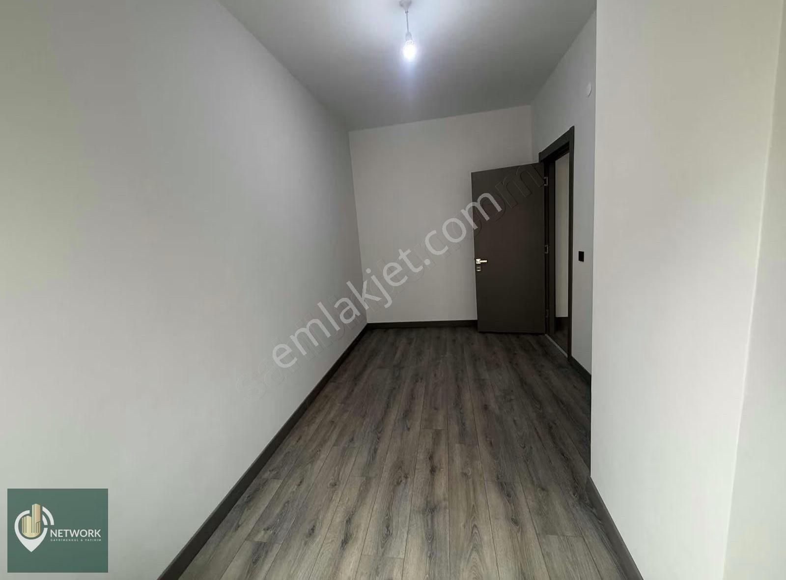Yeni Binada Ara Katta Ulaşım Sorunu Olmayan 2+1 Daire - Görsel 6