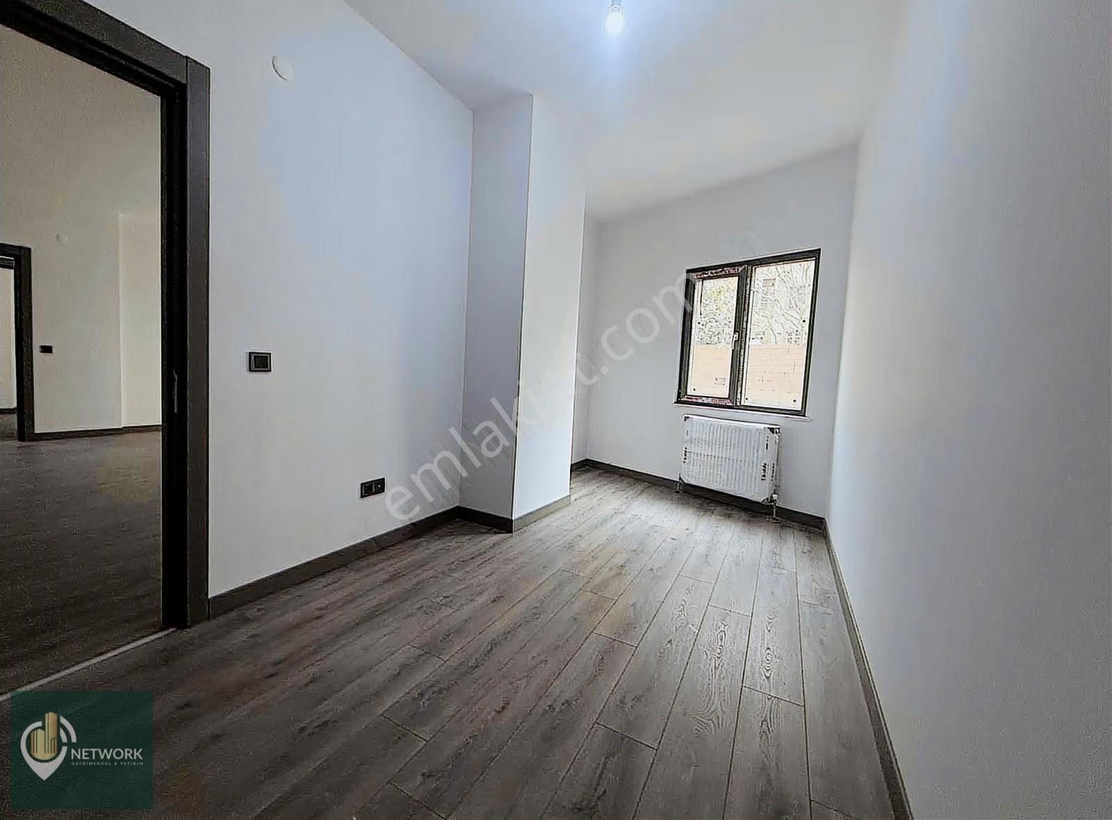 Yeni Binada Ara Katta Ulaşım Sorunu Olmayan 2+1 Daire - Görsel 13