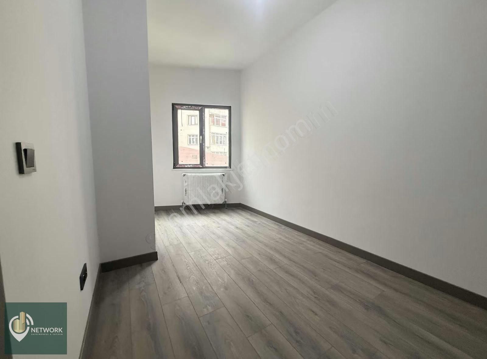 Yeni Binada Ara Katta Ulaşım Sorunu Olmayan 2+1 Daire - Görsel 5