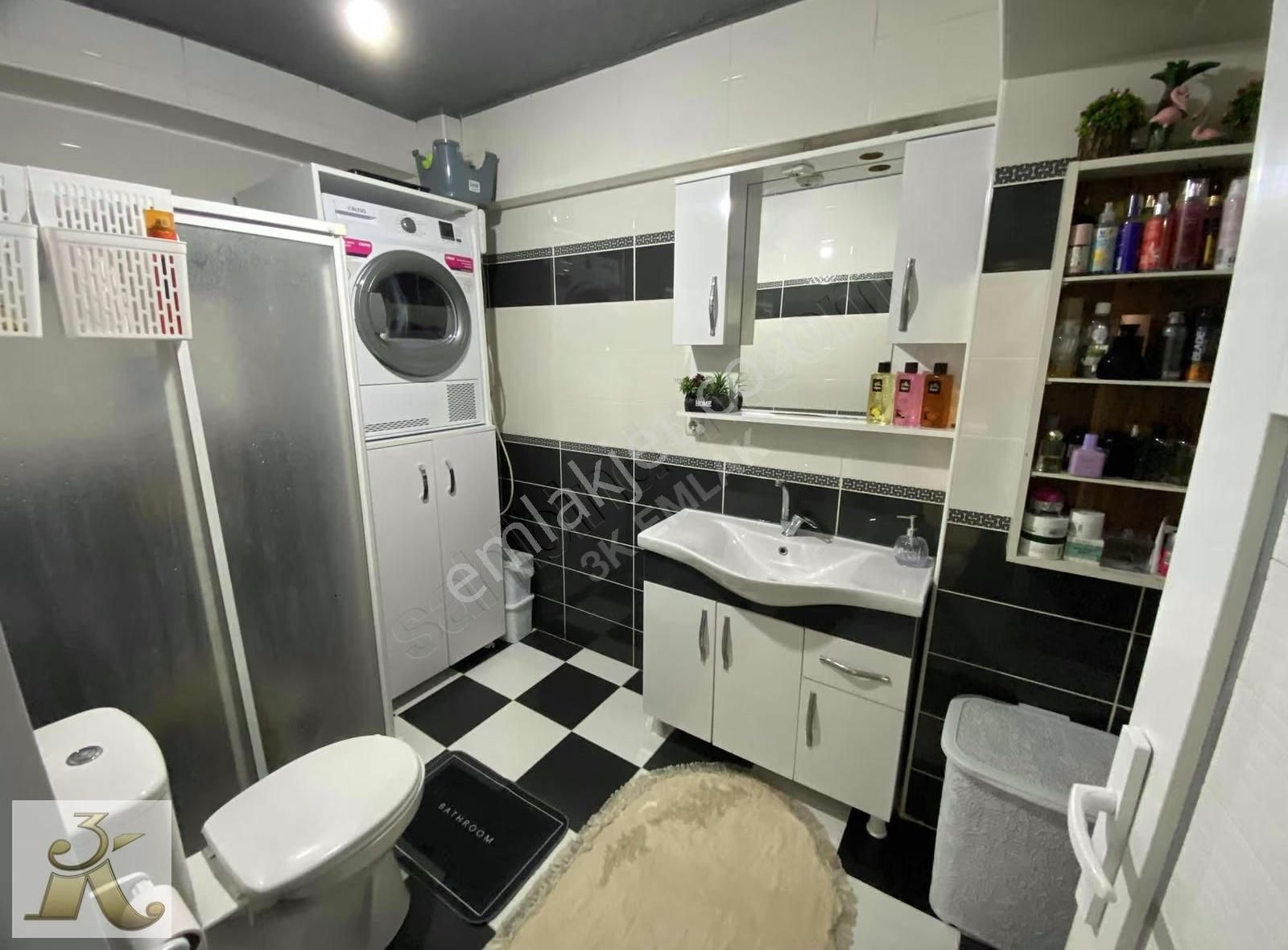 3k Emlak'tan Satılık Temiz Ve Kullanışlı 2+1 Daire - Görsel 2