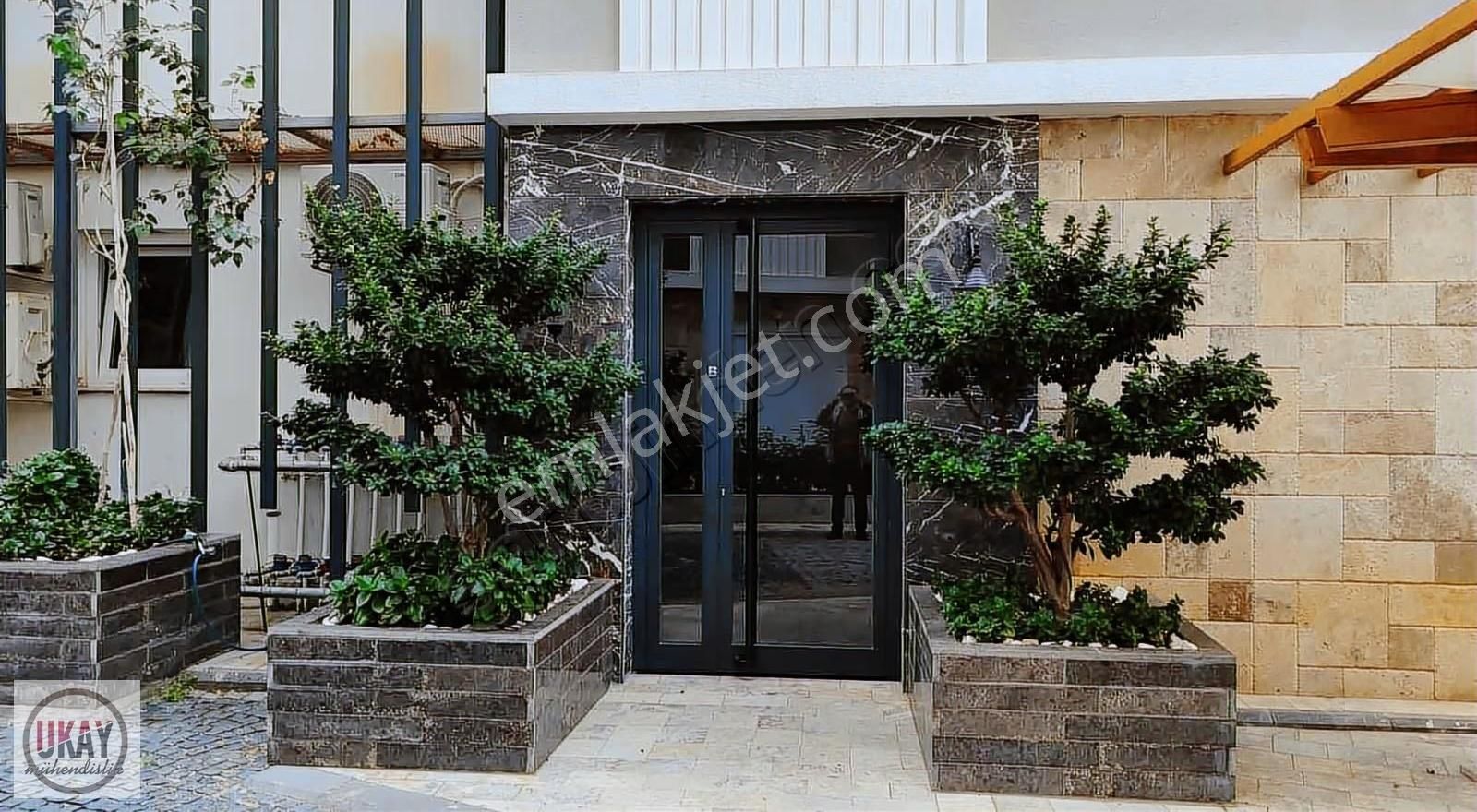 Bölgenin En Sakin Sitesinde 3+1 (eşyalı) - Görsel 7