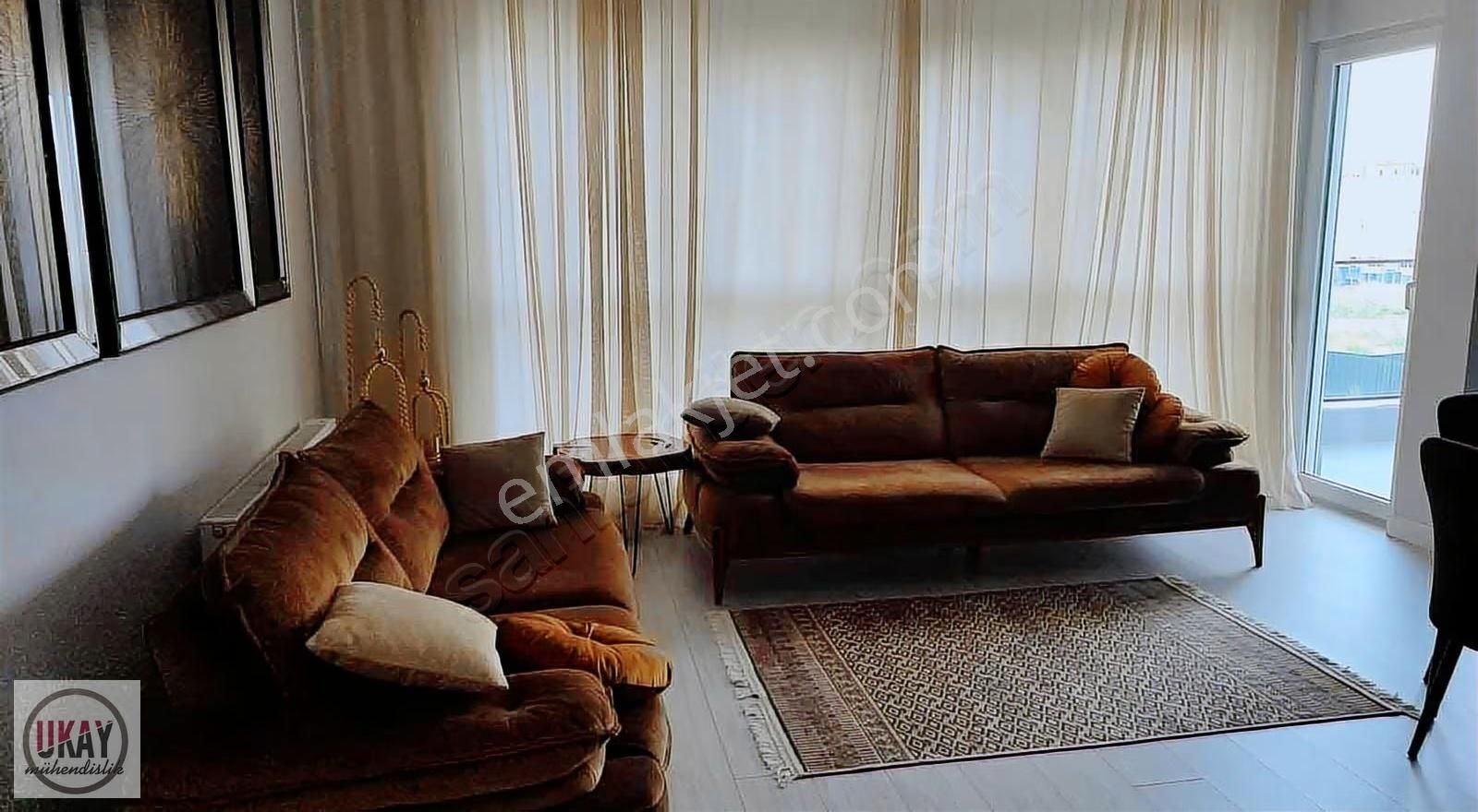 Bölgenin En Sakin Sitesinde 3+1 (eşyalı) - Görsel 2