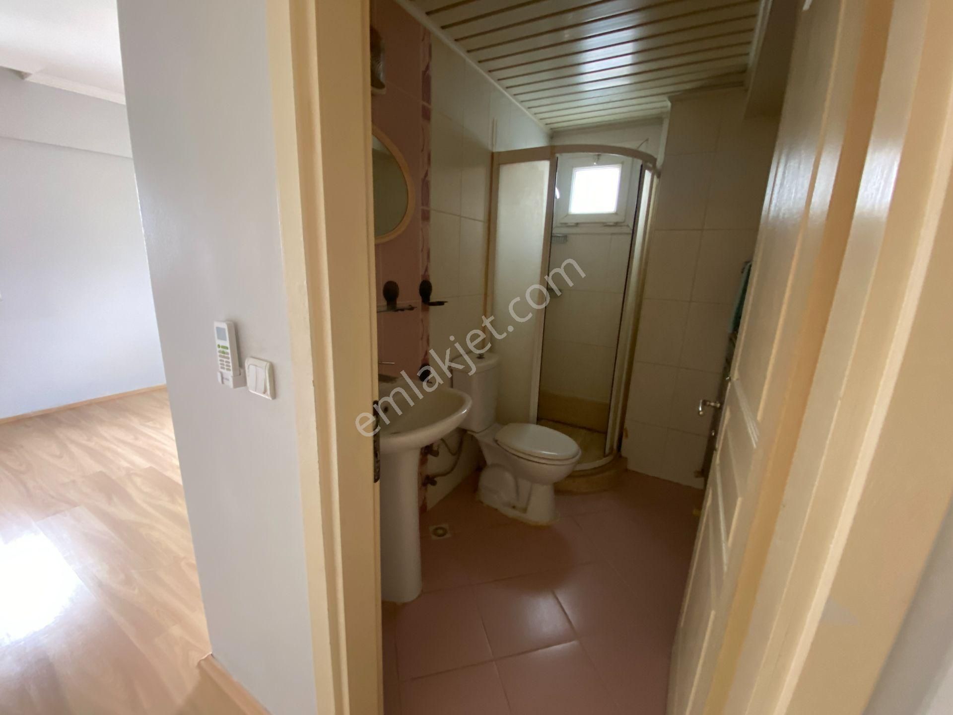 Körfez Mahallesi’nin En Güzel Konumunda Ferah Ve Geniş 4+1 Kiralık Daire - Görsel 17